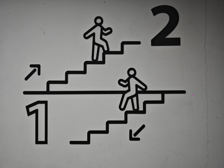 腳下的黑白哲學